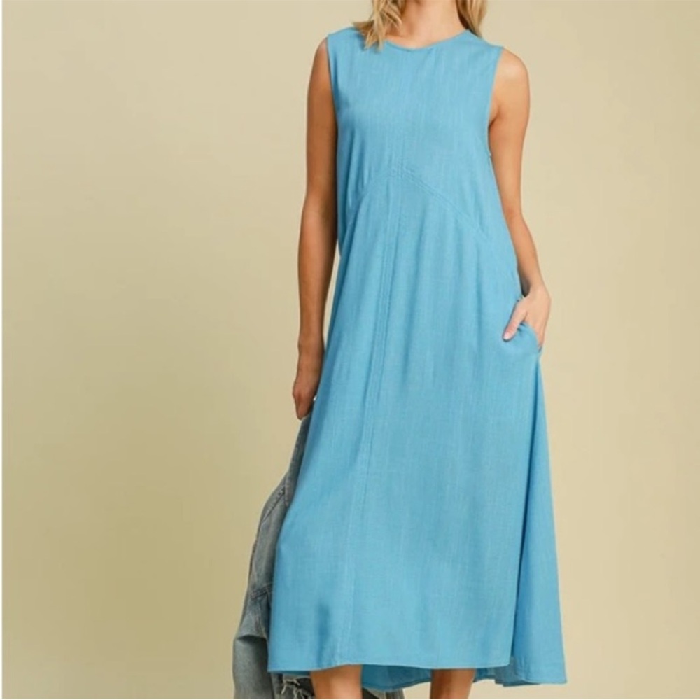 155 💕 Umgee Linen Sleeveless Blue Midi Dress